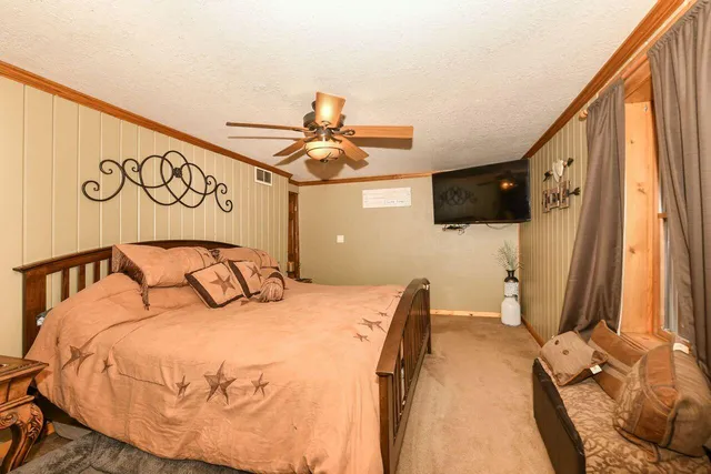 $850,000 | W179S8246 Pioneer Drive, Muskego, WI 53150