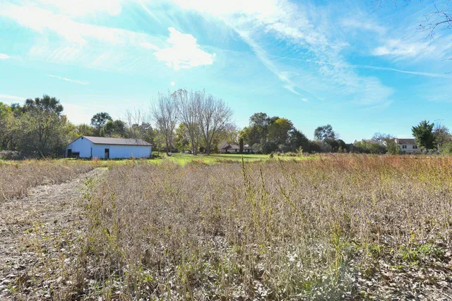 $850,000 | W179S8246 Pioneer Drive, Muskego, WI 53150