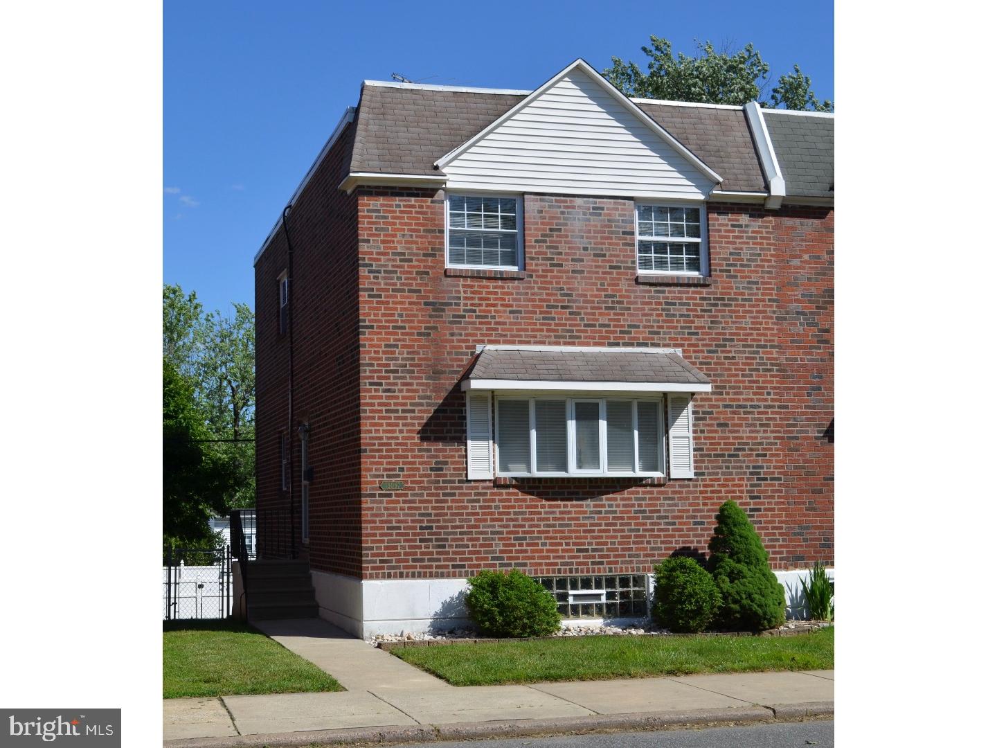 15067 London Road Philadelphia, PA 19116 - Photo 15 of 15 Exterior Front