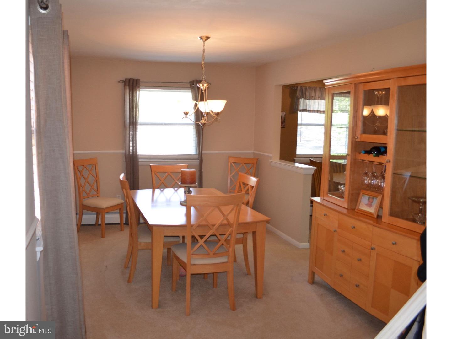 15067 London Road Philadelphia, PA 19116 - Photo 7 of 15 Dining Room