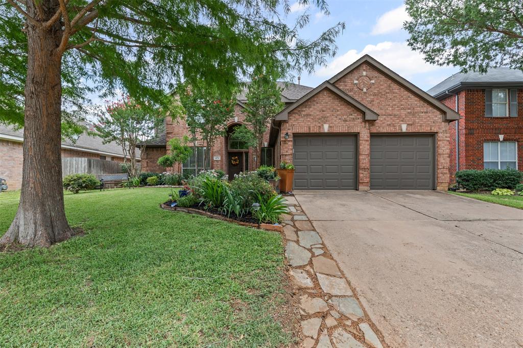 1475 Applewood Drive Keller, TX 76248 - Photo 2 of 33