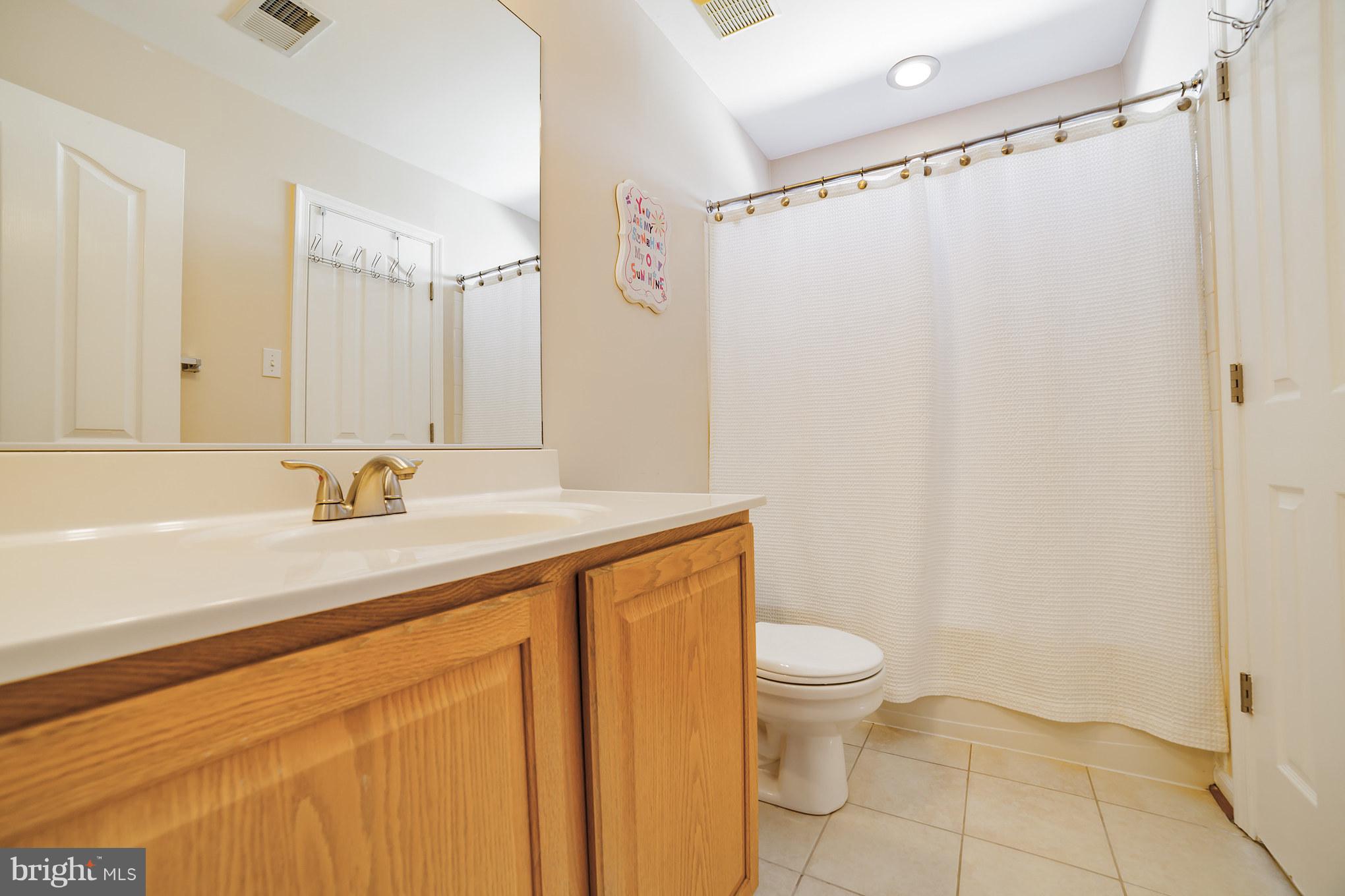 18306 Commandery Way Olney, MD 20832 - Photo 23 of 29 Hall Bath With Extra Door To Bedroom