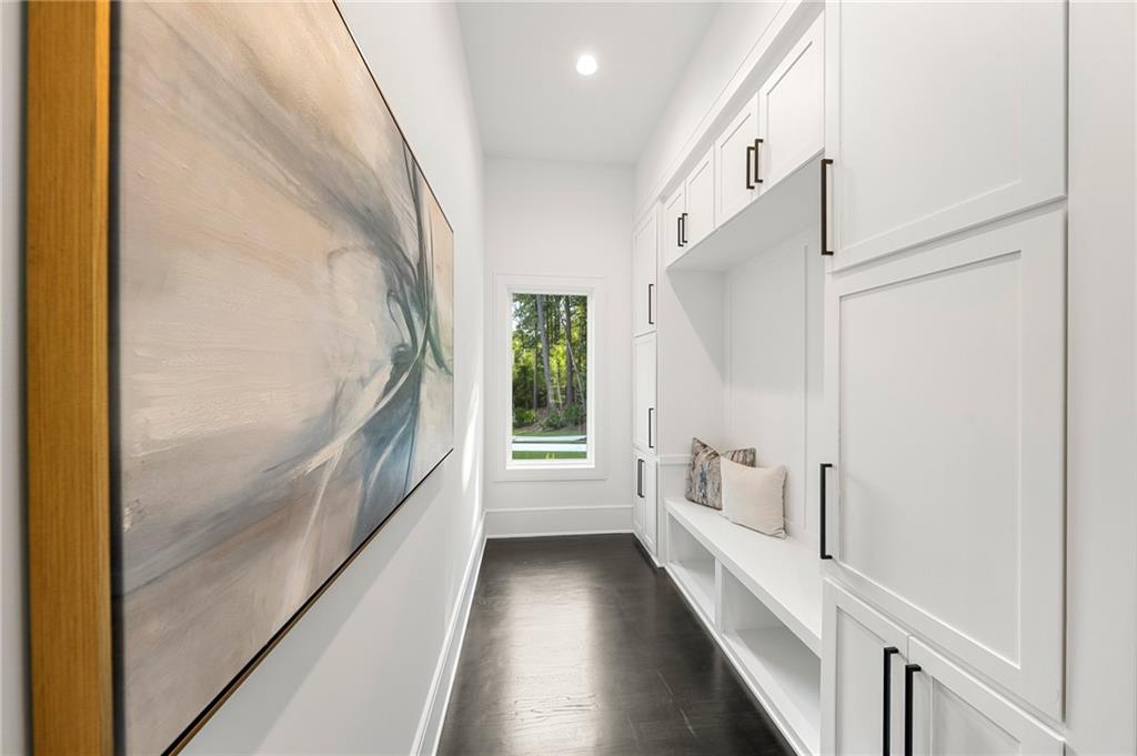5211 Powers Ferry Road Northwest Sandy Springs, GA 30327 - Photo 33 of 86 Gallery Image 33