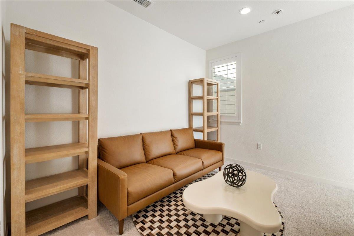 17552 Morning View Drive Lathrop, CA 95330 - Photo 19 of 41