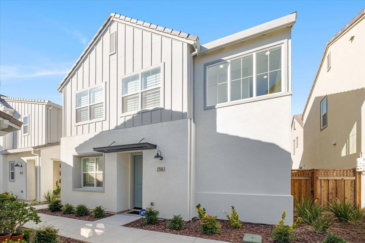 17552 Morning View Drive Lathrop, CA 95330 - Photo 2 of 41