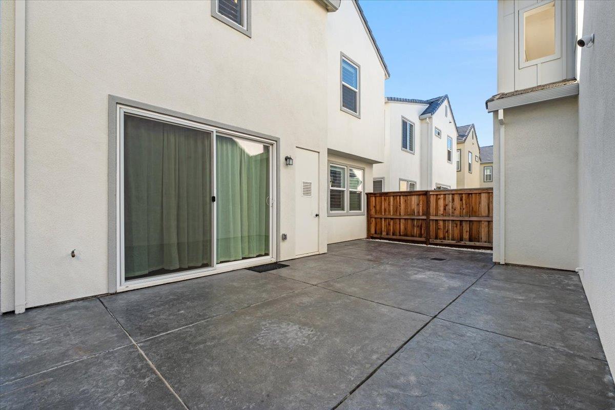 17552 Morning View Drive Lathrop, CA 95330 - Photo 34 of 41