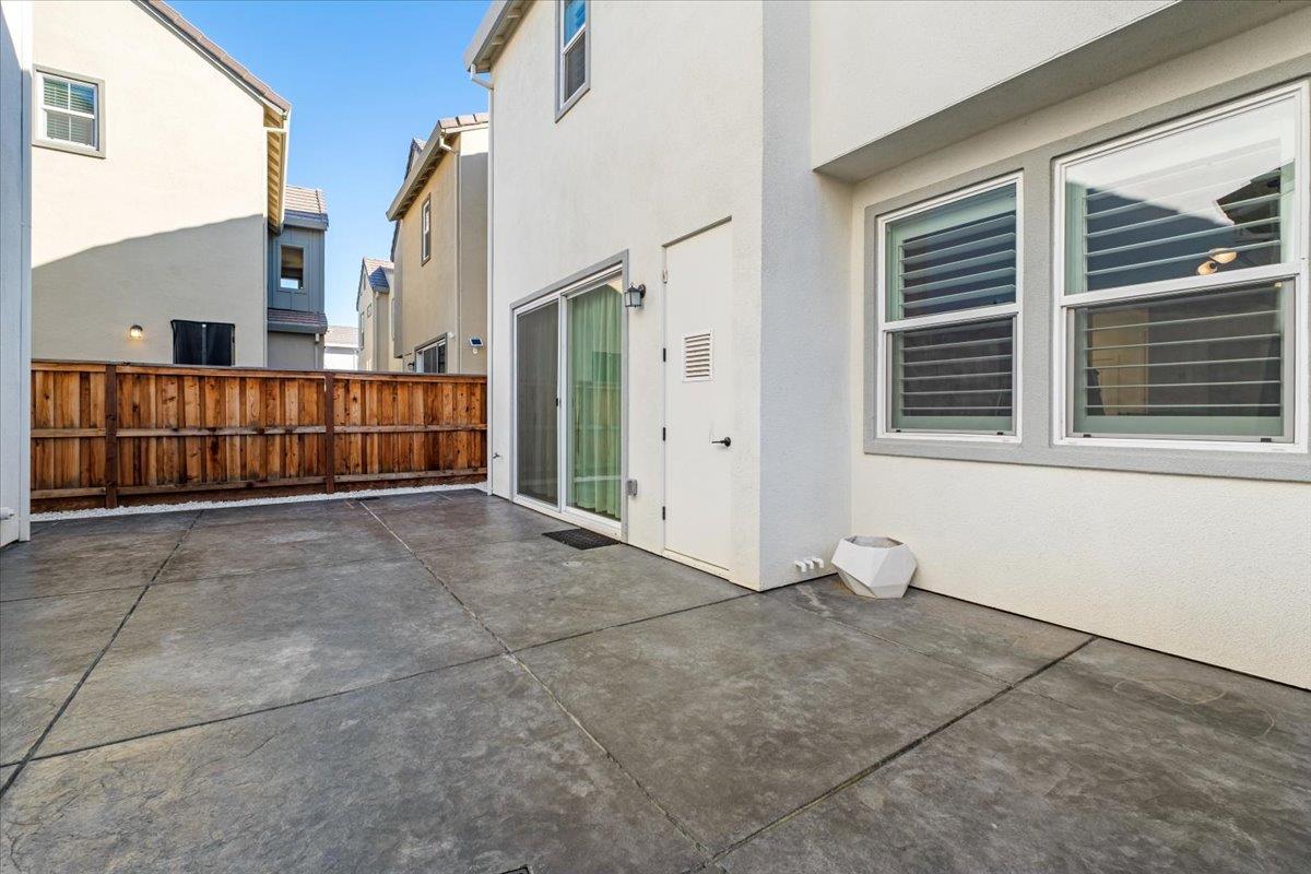 17552 Morning View Drive Lathrop, CA 95330 - Photo 35 of 41