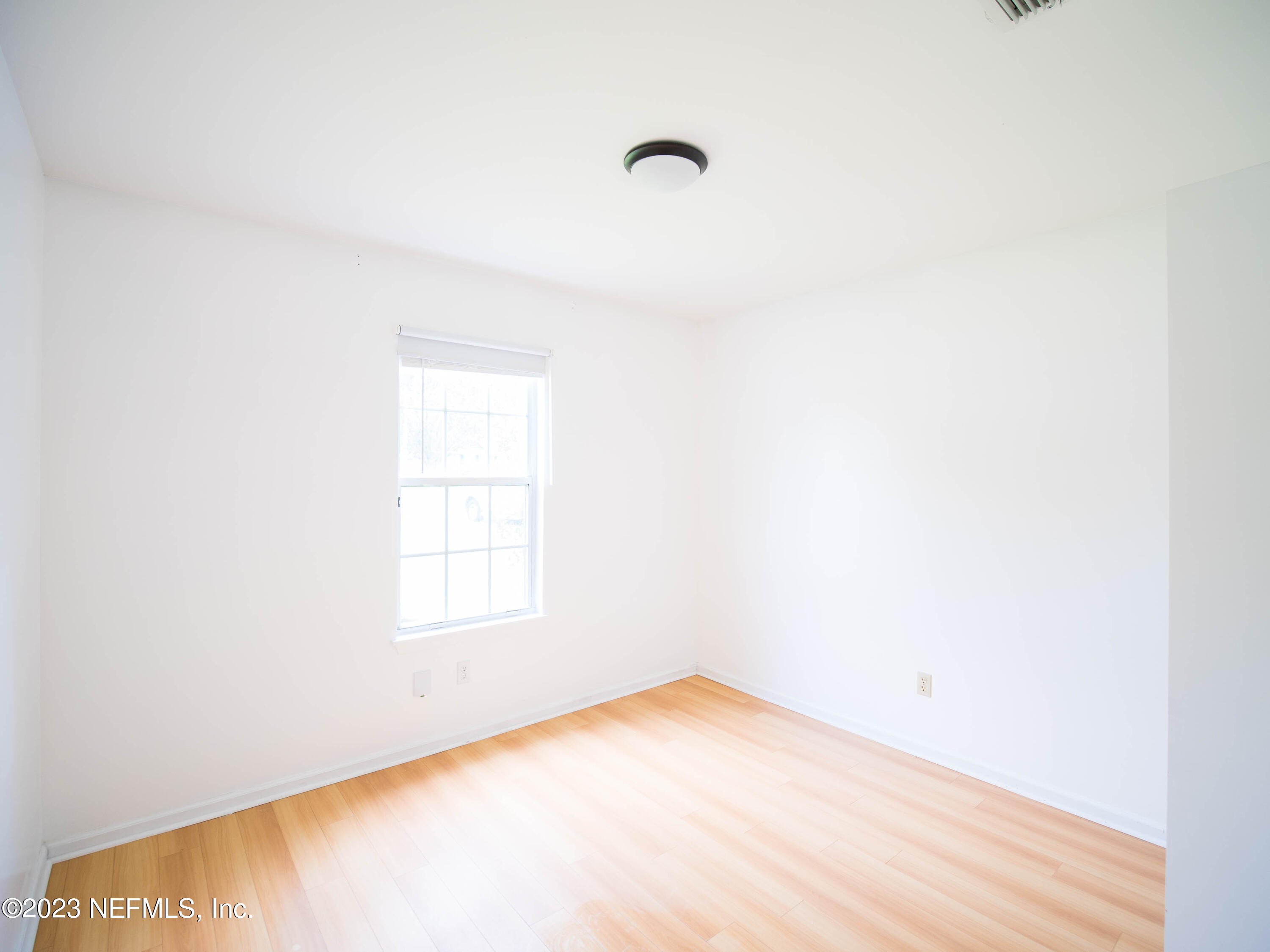 3252 Dowitcher Lane Orange Park, FL 32065 - Photo 20 of 25 a view of empty room with window
