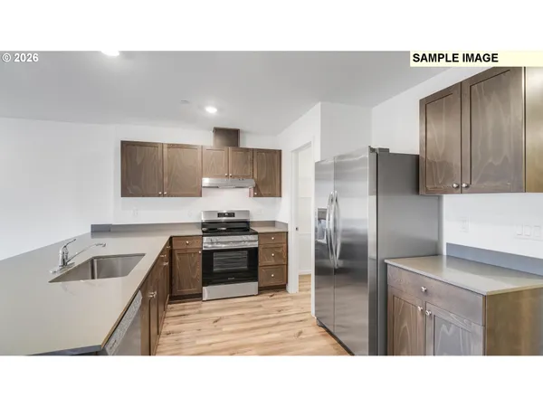 $361,100 | 1446 Northwest Laura Vista Drive, Albany, OR 97321