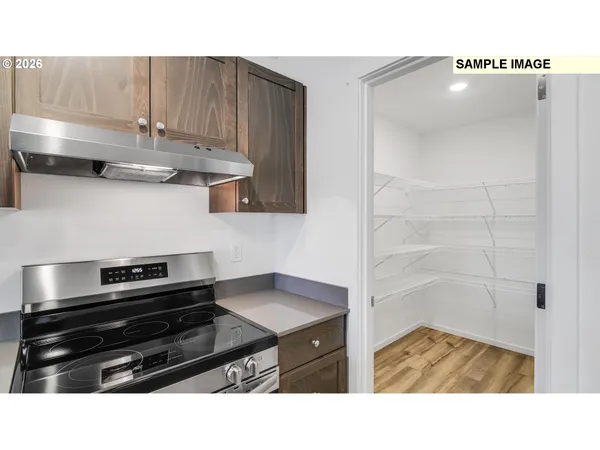 $361,100 | 1446 Northwest Laura Vista Drive, Albany, OR 97321