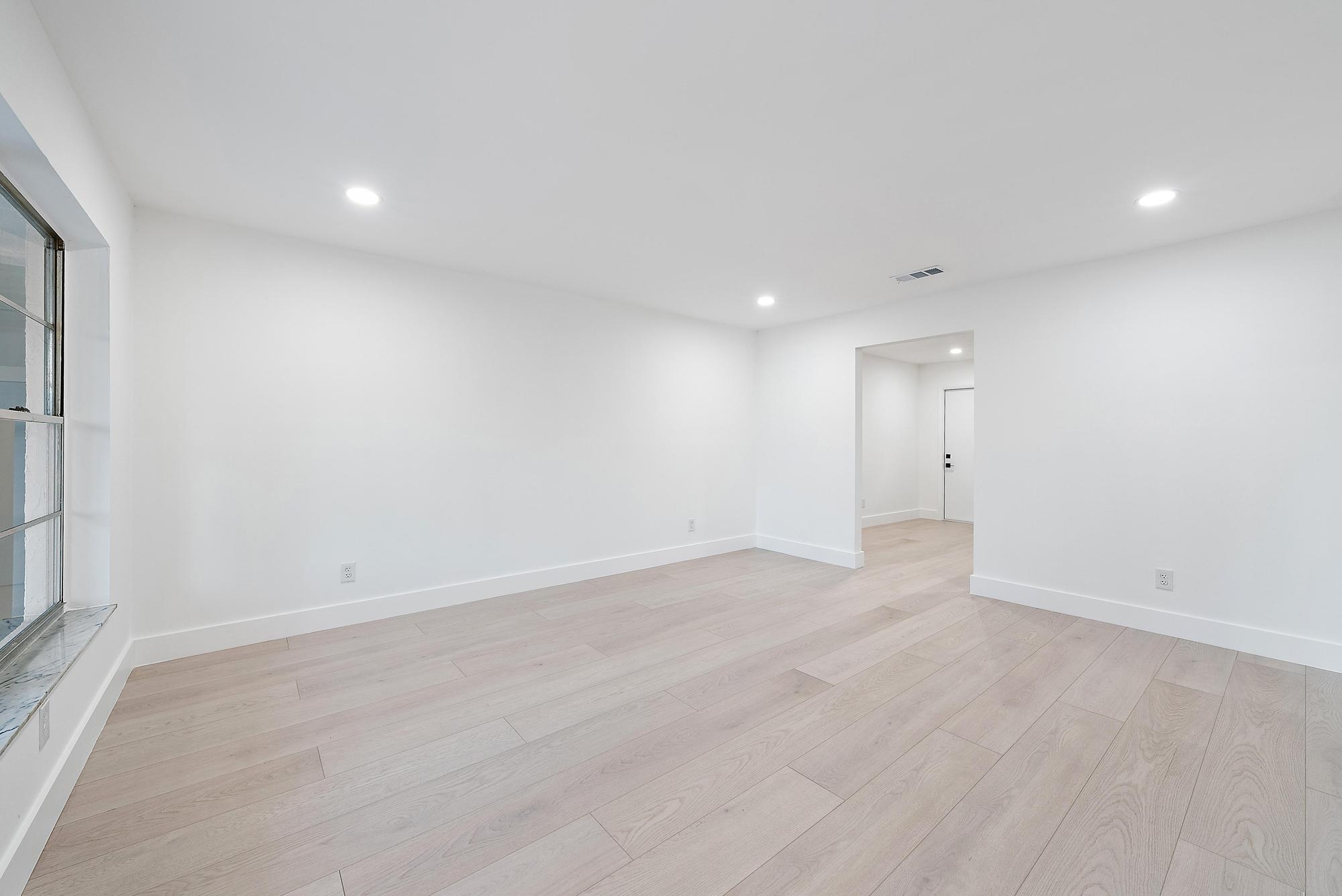 1928 Service Road North Palm Beach, FL 33408 - Photo 9 of 16 1924 Service Rd-4