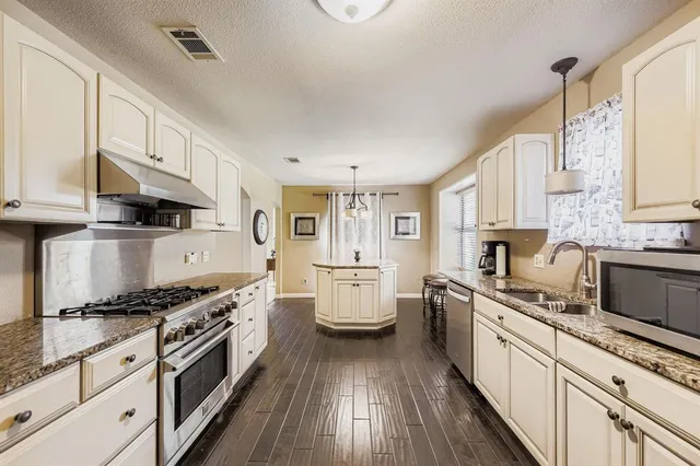 $480,000 | 644 Burning Tree Lane, Coppell, TX 75019