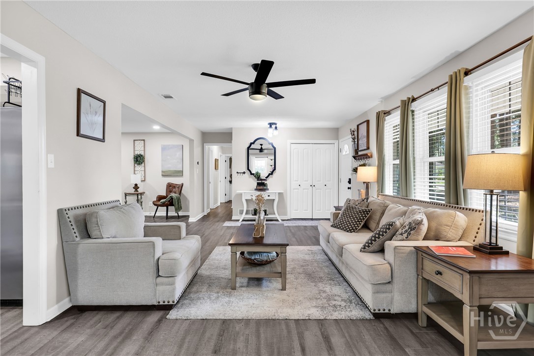 111 Carlton Road Savannah, GA 31410 - Photo 18 of 57