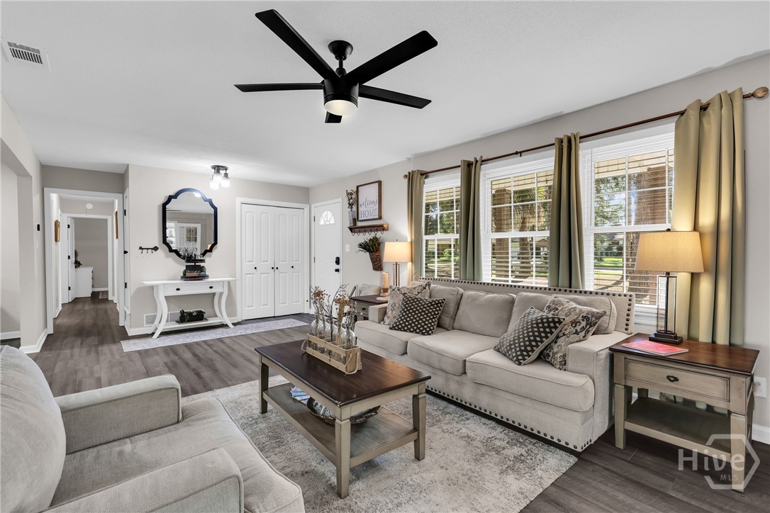 111 Carlton Road Savannah, GA 31410 - Photo 20 of 57