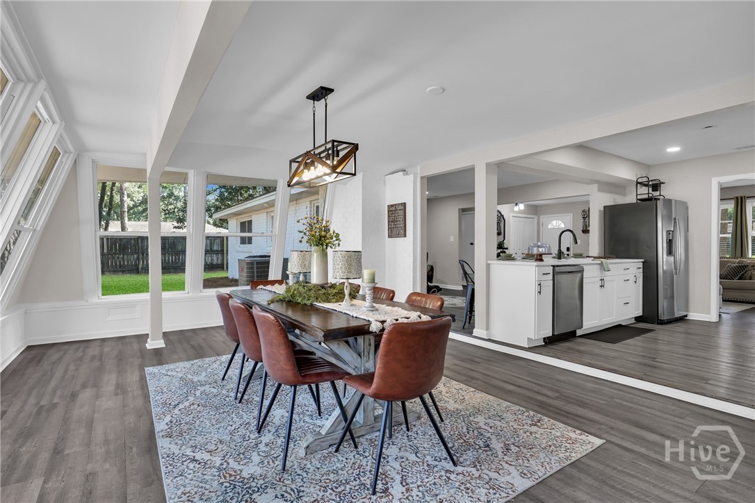 111 Carlton Road Savannah, GA 31410 - Photo 29 of 57