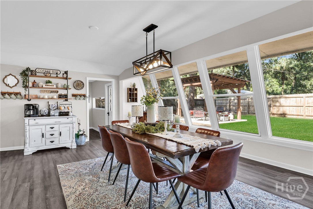 111 Carlton Road Savannah, GA 31410 - Photo 30 of 57