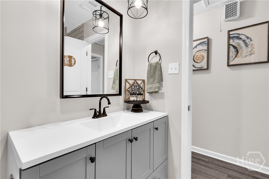 111 Carlton Road Savannah, GA 31410 - Photo 39 of 57 Updated hall bath.