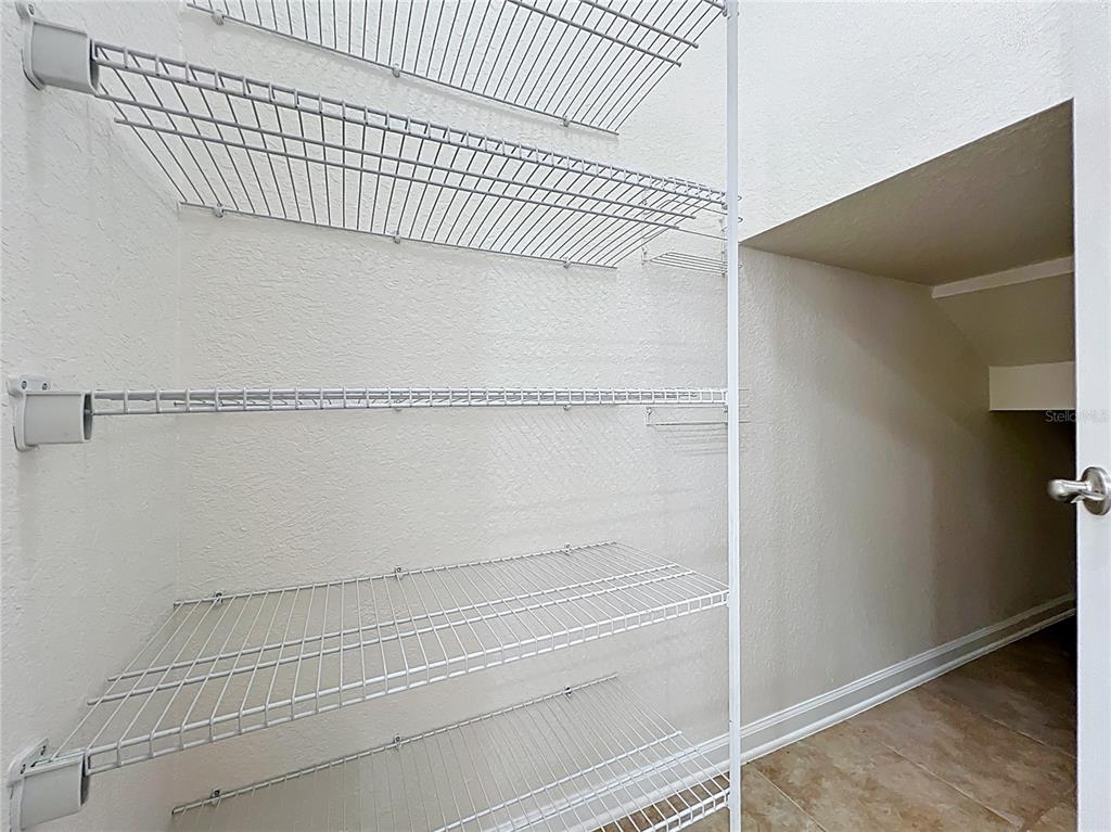 12930 Vennetta Way Windermere, FL 34786 - Photo 14 of 38