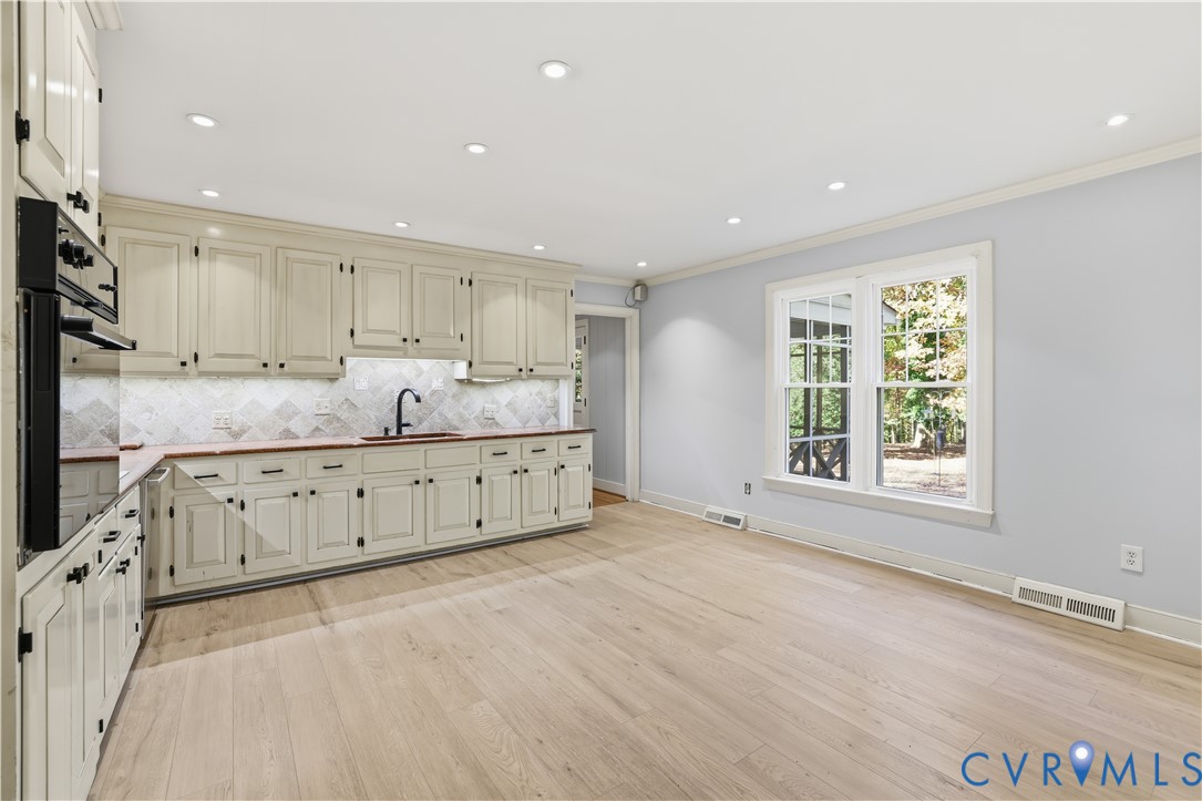 14110 Netherfield Drive Midlothian, VA 23113 - Photo 14 of 36 Gallery Image 14