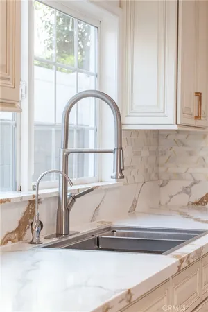 $4,500 | 9502 Laurel Canyon Boulevard, Arleta, CA 91331