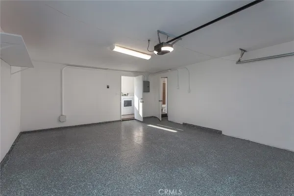 $4,500 | 9502 Laurel Canyon Boulevard, Arleta, CA 91331