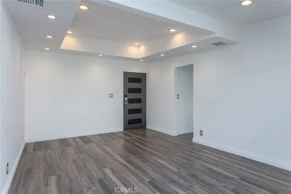 $4,500 | 9502 Laurel Canyon Boulevard, Arleta, CA 91331