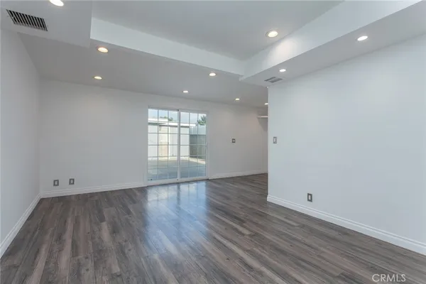 $4,500 | 9502 Laurel Canyon Boulevard, Arleta, CA 91331