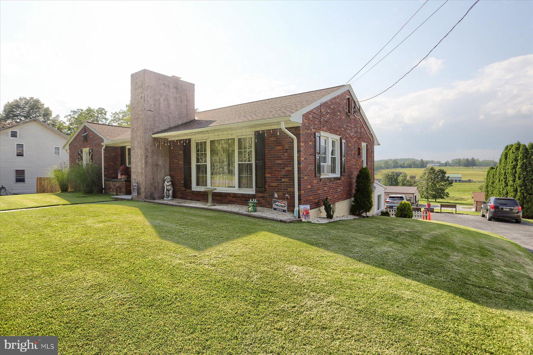 2701 Tunnel Hill Road Lebanon, PA 17046 - Photo 5 of 33