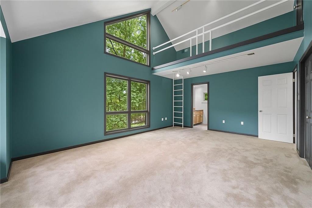 958 Blackburn Road Sewickley, PA 15143 - Photo 36 of 49 a view of an empty room