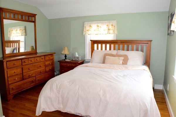 52 Intervale Road Dedham, MA 02026 - Photo 11 of 17 Gallery Image 11