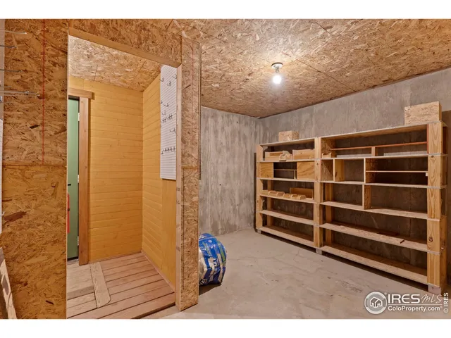 a view of walk in closet