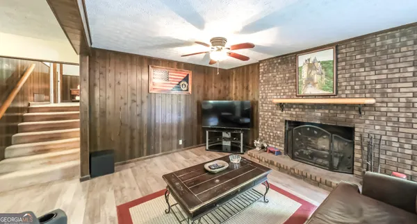 $299,900 | 672 Thomas Road, Waco, GA 30182