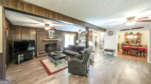$299,900 | 672 Thomas Road, Waco, GA 30182
