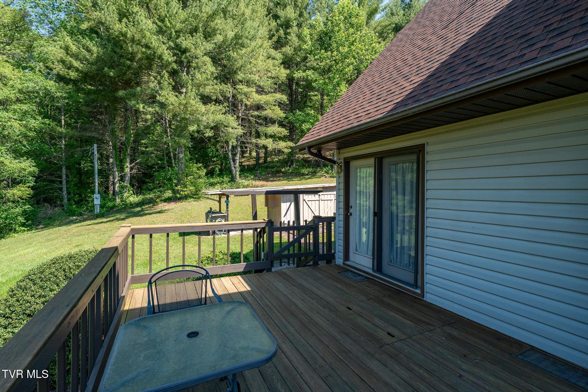 336 Mack Branch Road Mountain City, TN 37683 - Photo 31 of 94 336 Mack Branch Road (57 of 109)