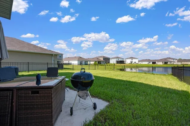 $2,650 | 2986 Great Abaco Way, Bradenton, FL 34208