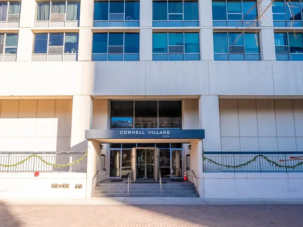 $224,900 | 5201 South Cornell Avenue, Unit 4B, Chicago, IL 60615