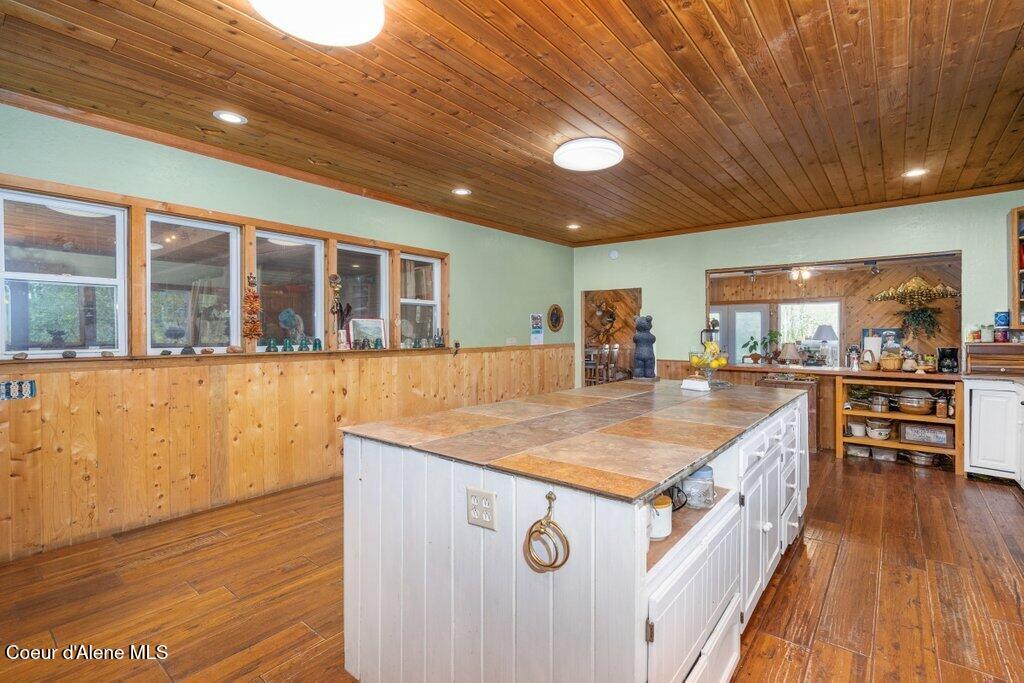784 Twin River Road Athol, ID 83801 - Photo 19 of 55 Kitchen