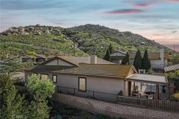 $1,180,000 | 3004 Dapplegray Lane, Norco, CA 92860