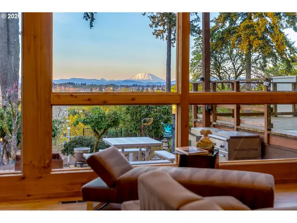 $1,375,000 | 6502 Montana Lane, Vancouver, WA 98661