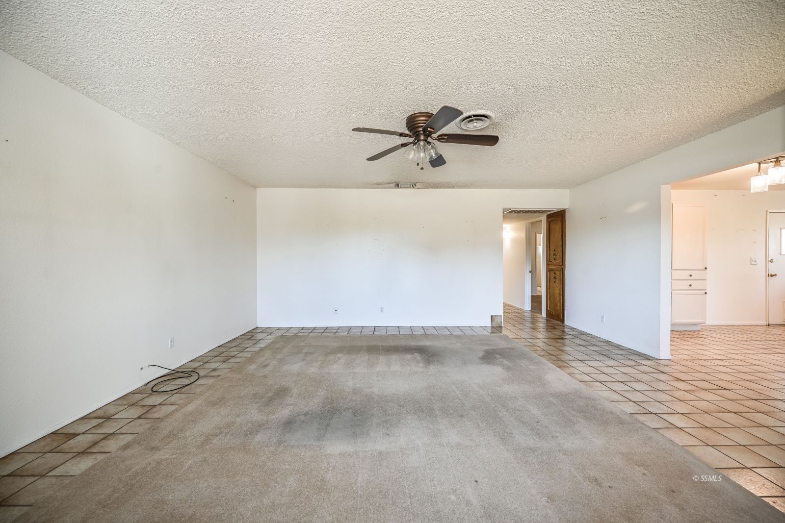 221 South Silver Ridge Street Ridgecrest, CA 93555 - Photo 11 of 44 a view of an empty room
