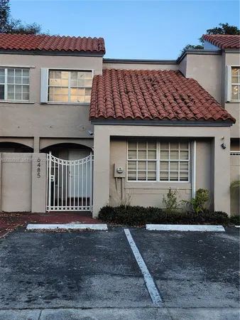 $3,000 | 6485 Southwest 129th Avenue, Miami, FL 33183