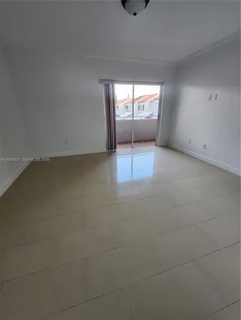 $3,000 | 6485 Southwest 129th Avenue, Miami, FL 33183