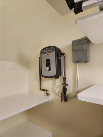 $3,000 | 6485 Southwest 129th Avenue, Miami, FL 33183