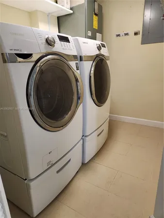 $3,000 | 6485 Southwest 129th Avenue, Miami, FL 33183