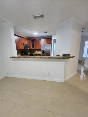 $3,000 | 6485 Southwest 129th Avenue, Miami, FL 33183