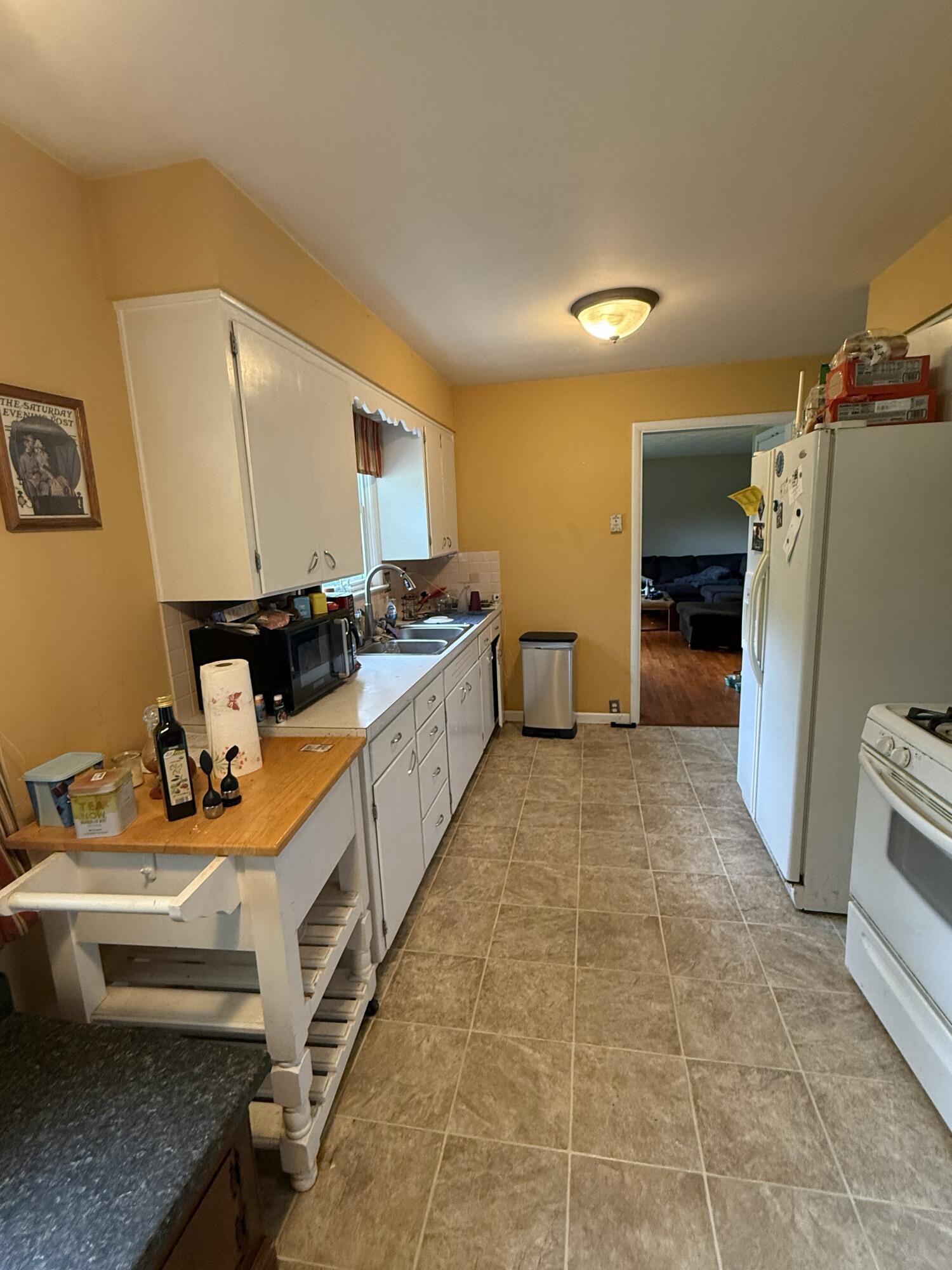 2463 Virginia Road Benton Harbor, MI 49022 - Photo 2 of 16 Kit3