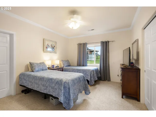 $2,500,000 | 375 Bella Hls Lane, Roseburg, OR 97471