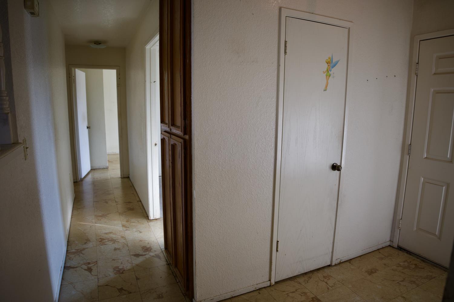 808 Mercy Avenue Modesto, CA 95358 - Photo 5 of 9