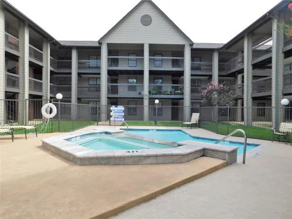 a house view with a outdoor space