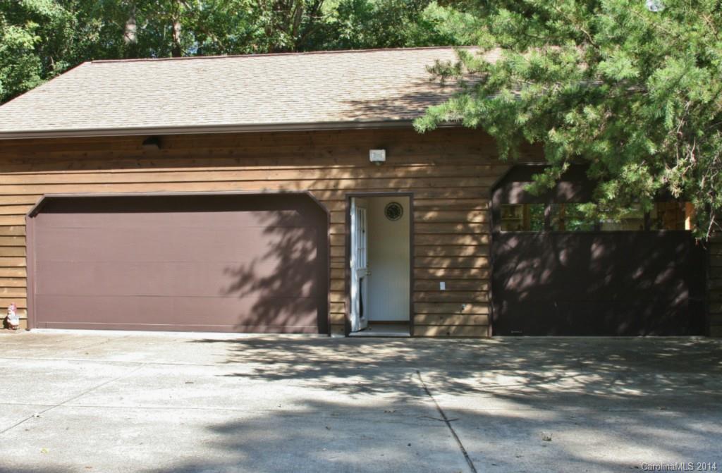 15512 York Road Charlotte, NC 28278 - Photo 20 of 24 Gallery Image 20